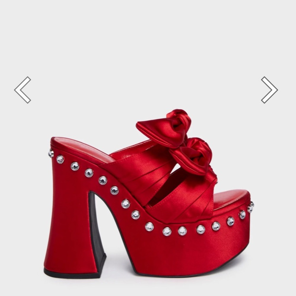 Red mules